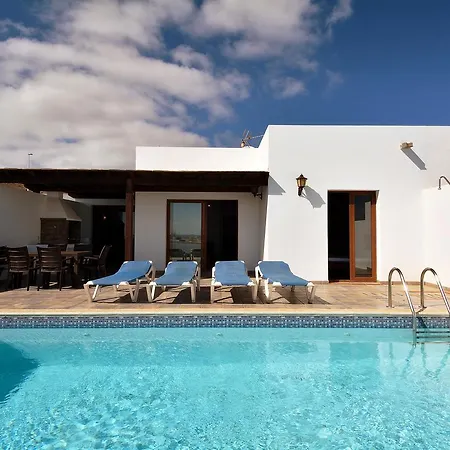 Tamarindos Private Pool! Willa Playa Blanca (Lanzarote)